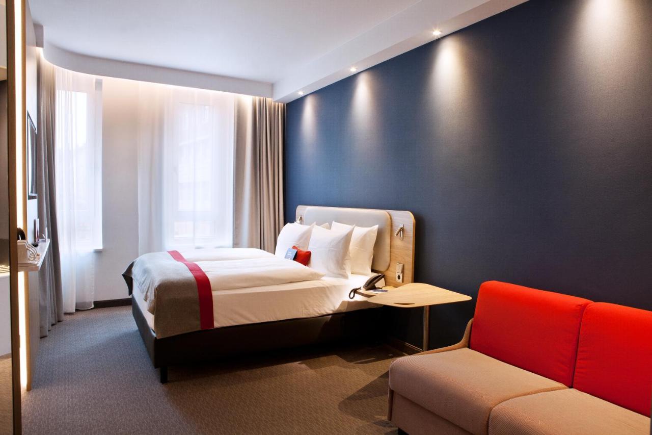 Express - By Ihg Отель 3*