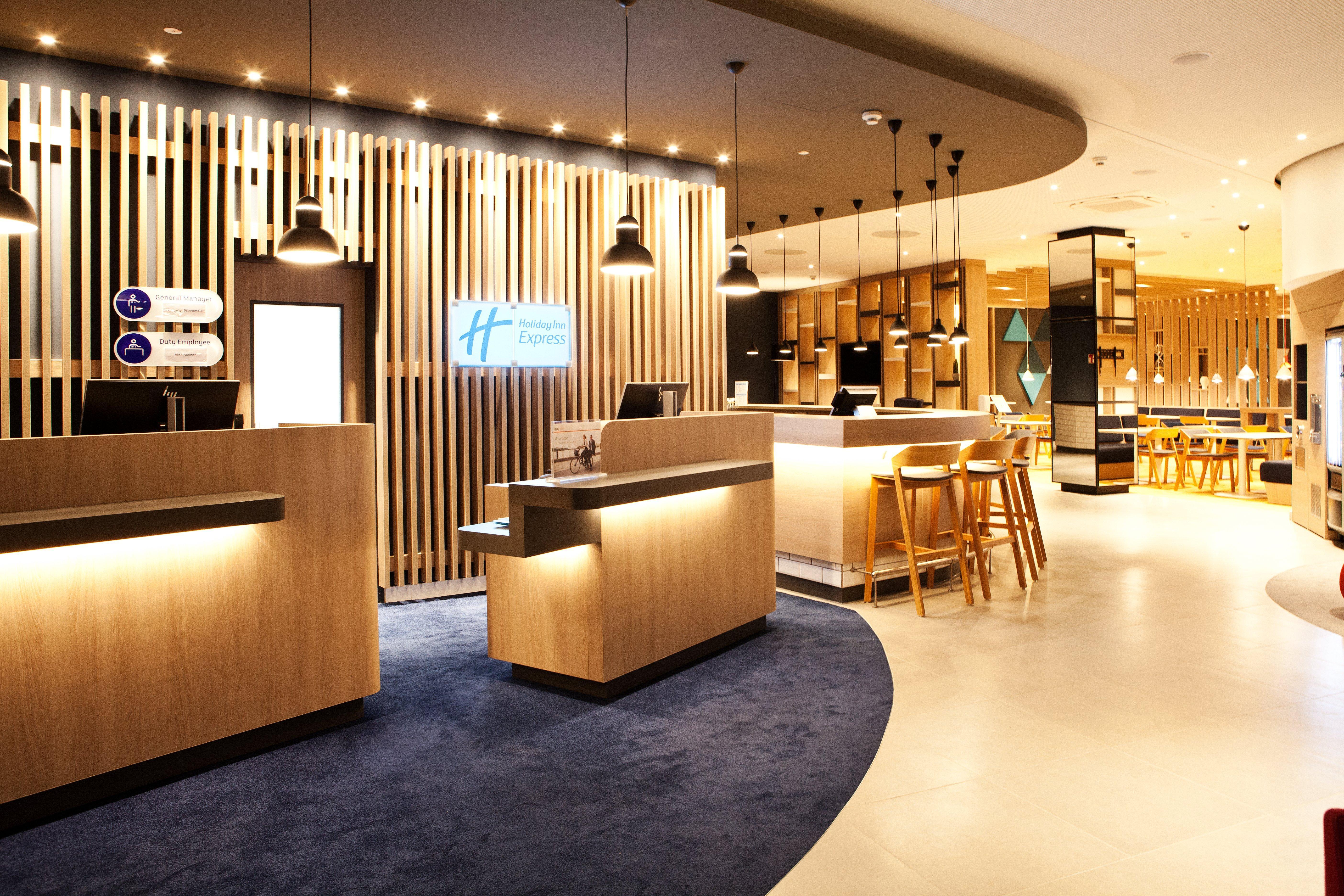 Express - By Ihg Отель Гёппинген